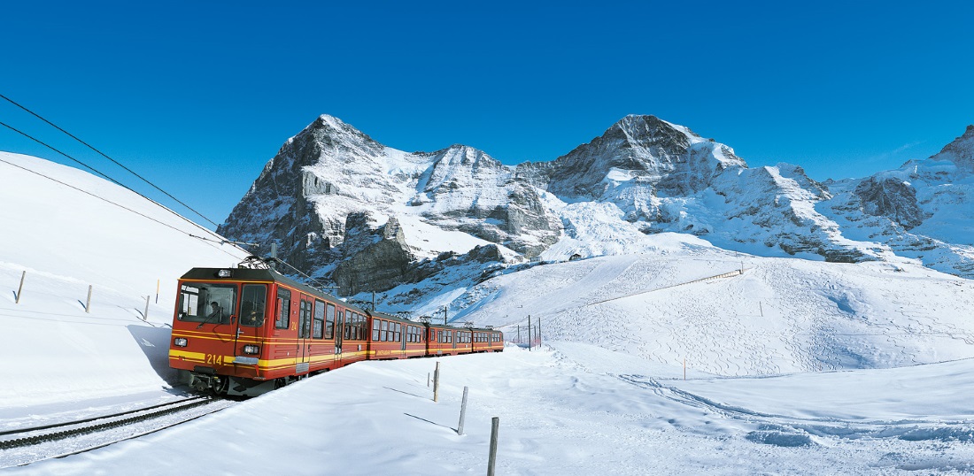 Treno del Bernina: un viaggio indimenticabile - La finestra accanto