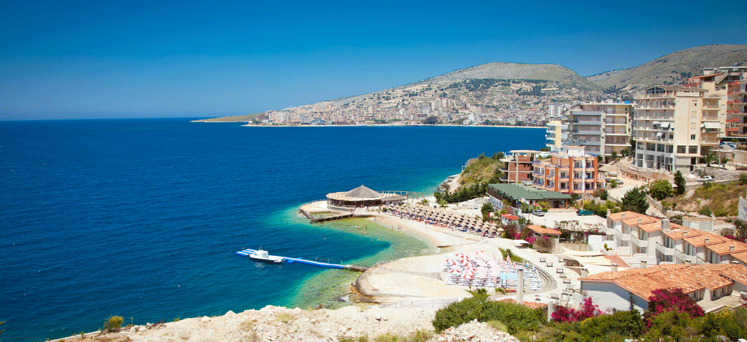 Baia Con La Spiaggia A Sud Dellalbania Foto Stock