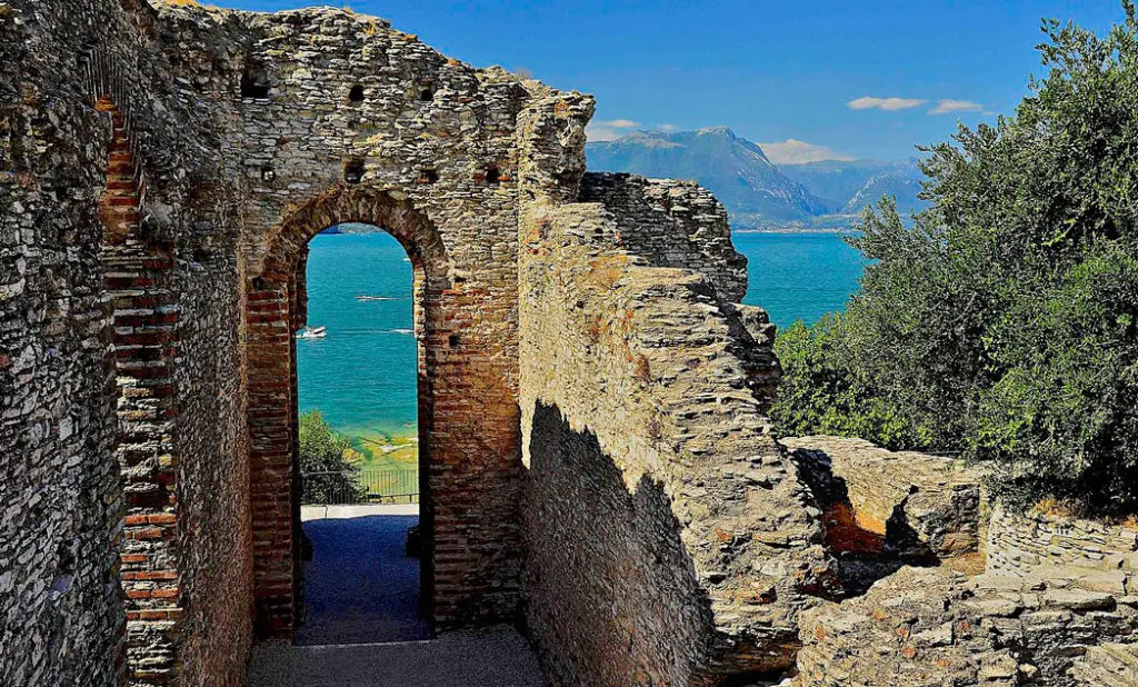 grotte di Catullo